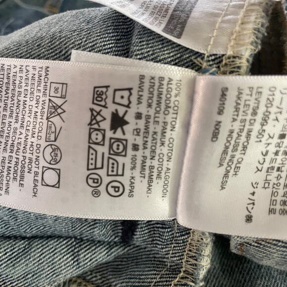 Levi's Ex-Boyfriend Distressed Classic Denim Blue Relax Fit Trucker Jacket SZ sm - Picture 5 of 6